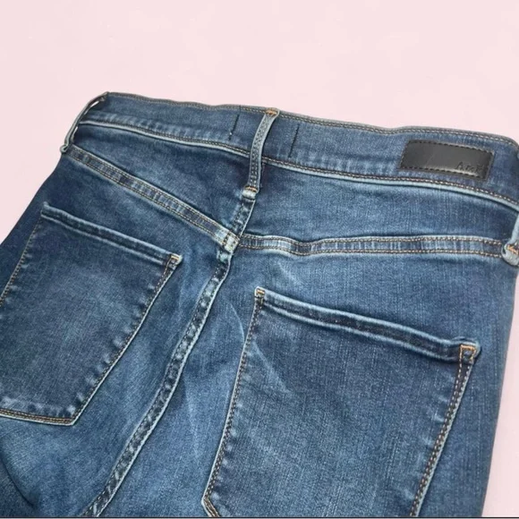 Abercrombie & Fitch Ultra High Rise Super Skinny Jeans Medium Wash Size 29/8R - Picture 3 of 6